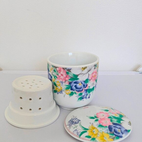 Two set of Abbott tea cup with their lid and the tea strainer - Picture 3 of 6